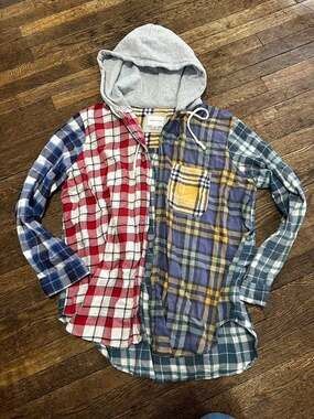 Men’s American Eagle Colorblock Hooded Flannel Large